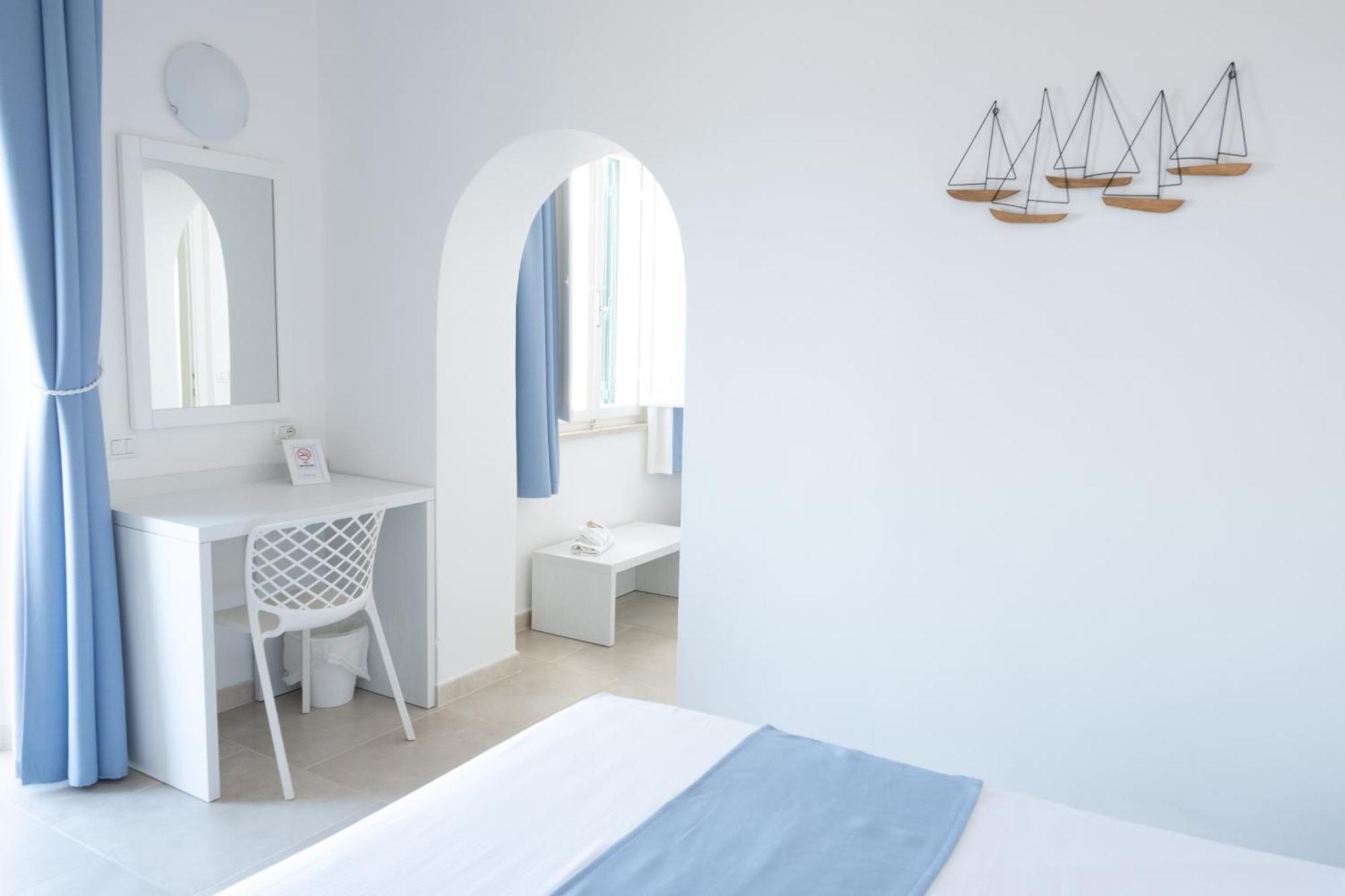 Hotel Paradiso 포르토페라이오 외부 사진